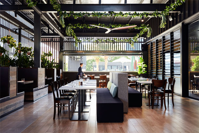 Tumbling Stone Restaurant & Bar @ The Johnson
